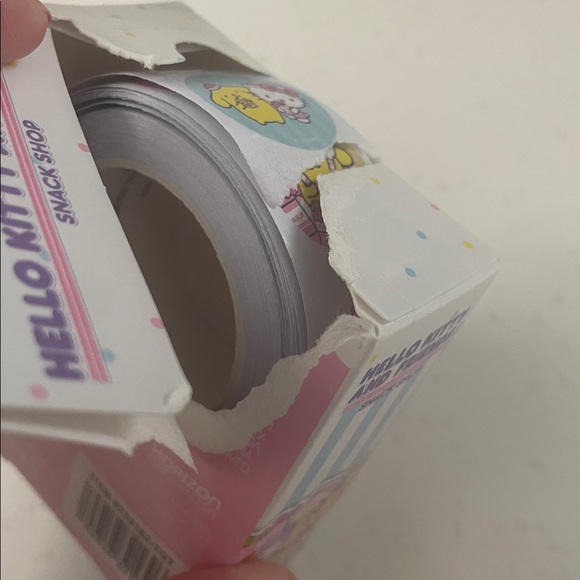Hello Kitty Stickers - Picture 3 of 4